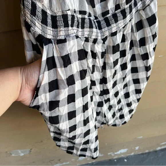 Torrid Challis Tie Straps Romper - Size 1X Gingham Summer Beach Vacation - Picture 8 of 10